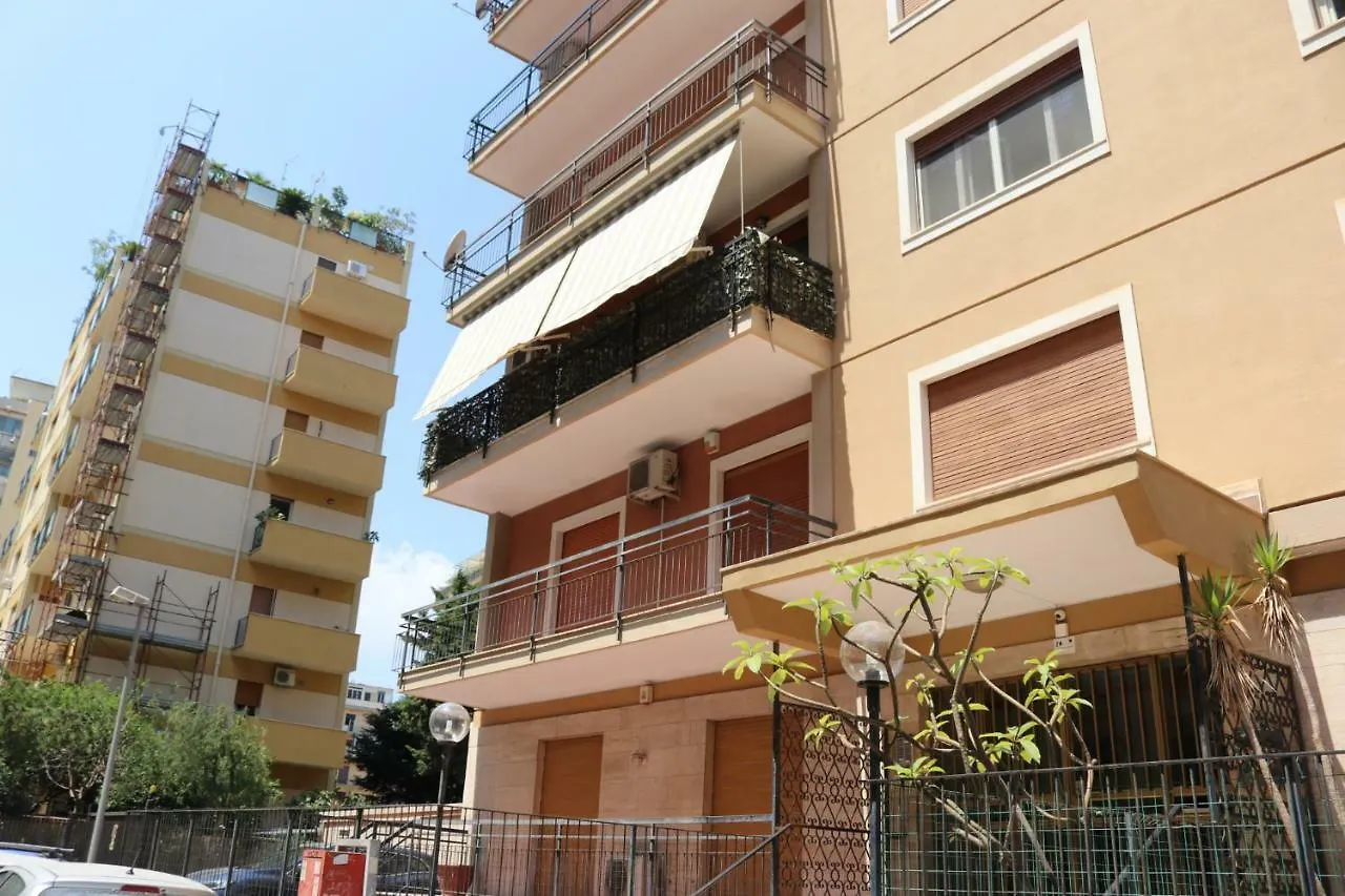 פלרמו La Favorita - Ben Collegato Con L'Aeroporto, La Spiaggia Di Mondello E Il Centro Citta